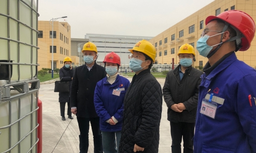 海鹽縣委副書記、代縣長顧秋莉蒞臨桐昆恒翔調(diào)研