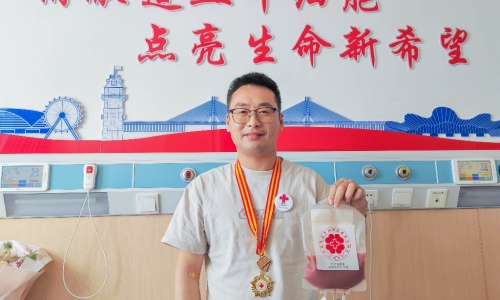 五四進行時丨桐昆人施靈童：以“生命火種”詮釋新時代青年擔當！